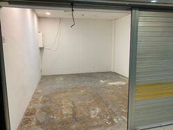 Lucky Plaza (D9), Retail #539630981